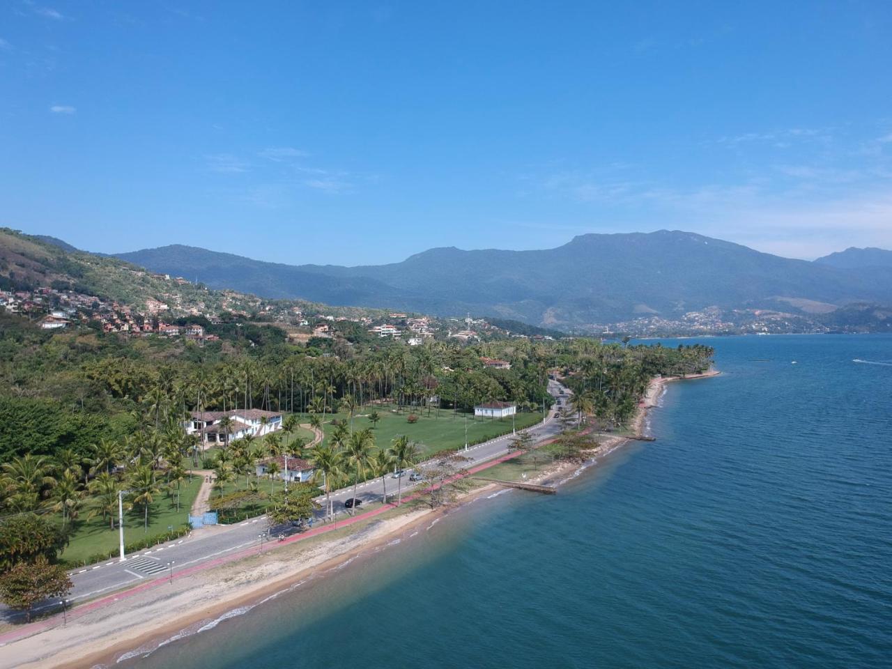 Quartos Proximo Ao Centro De Ilhabela Apartman Kültér fotó